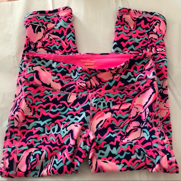 Bright & Beautiful Lilly Pulitzer cropped leggings small lobster Luxletic - Picture 1 of 5